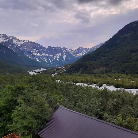 Margjeka 3* Βαλμπόνα