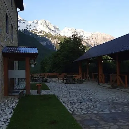 Hotel Margjeka
