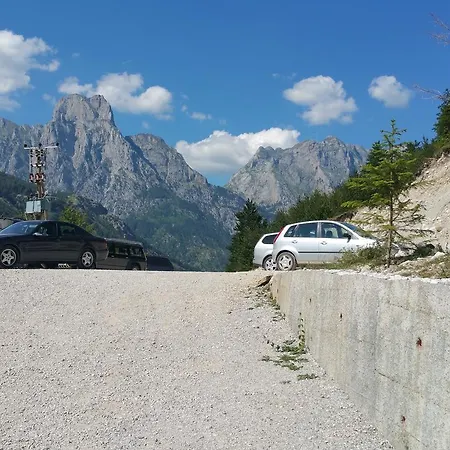 מלון Margjeka ולבונה