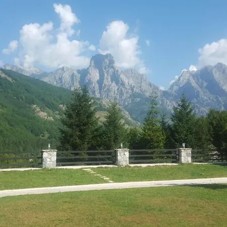 Margjeka Отель 3*