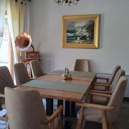 Margjeka فندق 3*